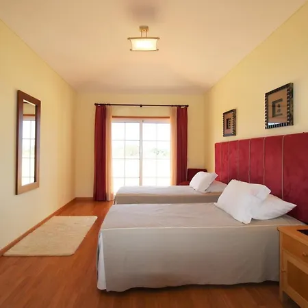 Colina Da Atalaia -
