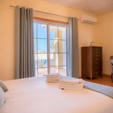 Colina Da Atalaia -
